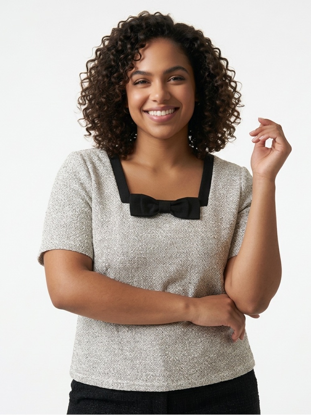✌️4 for $20✌️ SAN Francisco bow tie top
